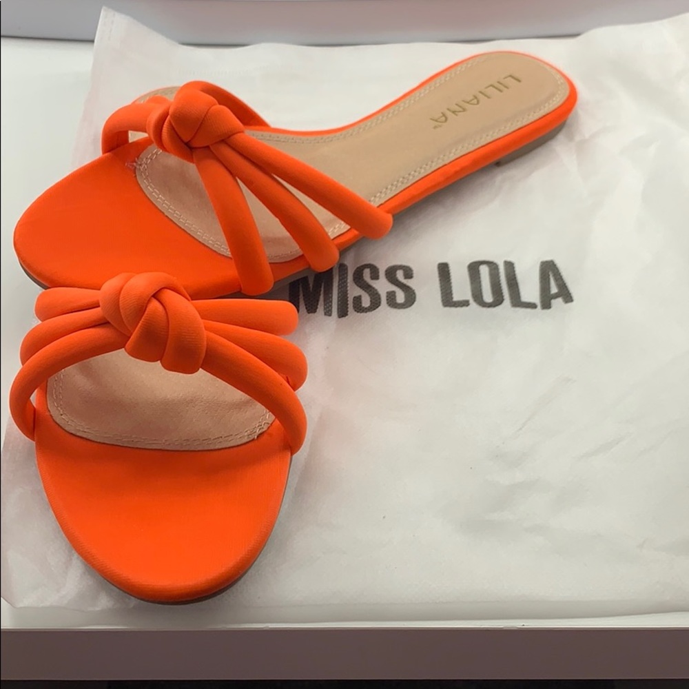 Liliana sandals size 7 1/2.
